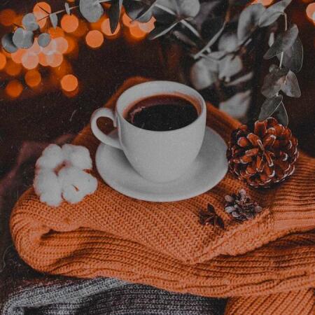 آهنگ ای بهار ای آسمون عیده میرم به خونمون