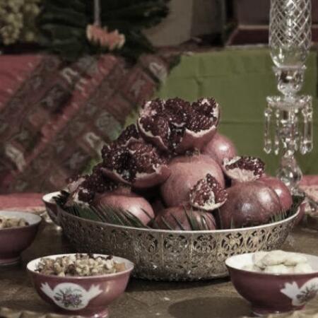 آهنگ آخ تو شب یلدای منی دیوونه ی دوست داشتنی با صدای زن (هوش مصنوعی)